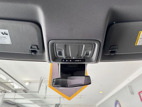 Certified 2024 Chevrolet Silverado 2500 LT image 25