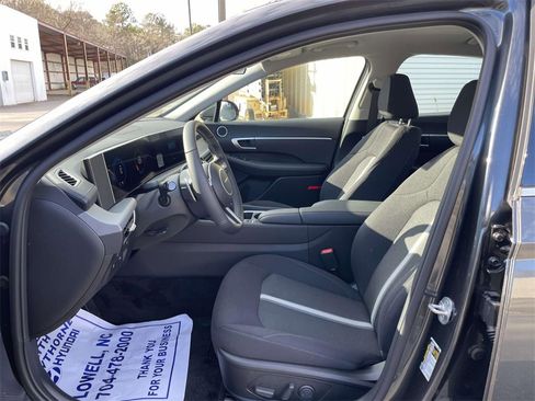 New 2026 Hyundai Sonata SEL image 16