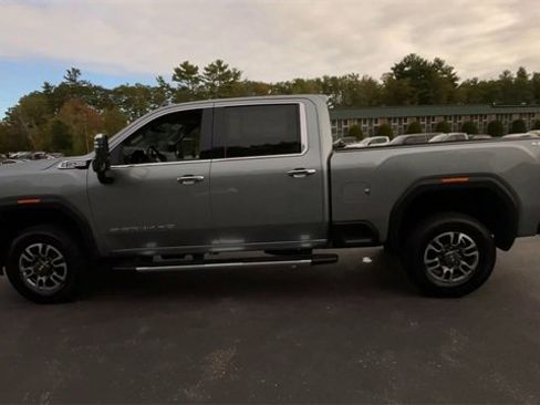 New 2026 GMC Sierra 2500 SLT w/ SLT Premium Package image 6