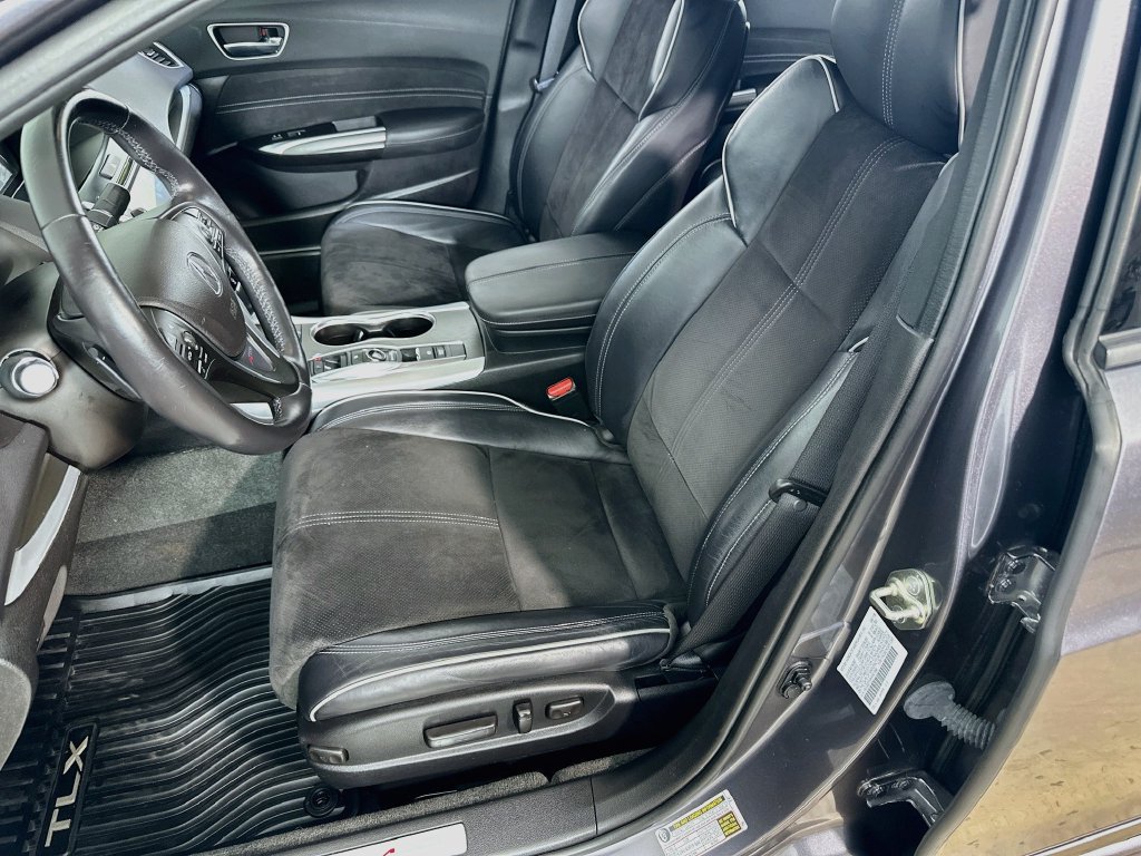 Used 2019 Acura TLX w/ Technology & A-SPEC Package FWD image 22