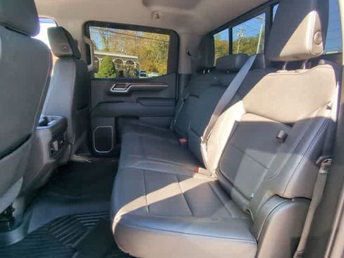 Certified 2022 Chevrolet Silverado 1500 RST image 24
