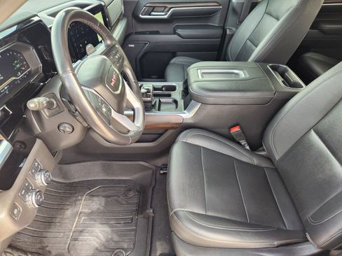 Used 2022 GMC Sierra 1500 SLT image 13