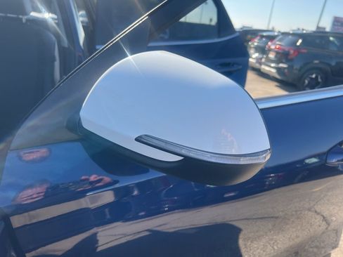 Certified 2023 Kia Seltos S w/ Navigation Package image 32