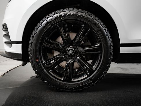 Used 2023 Land Rover Range Rover Velar R-Dynamic S image 13