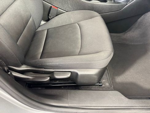 Used 2024 Chevrolet Malibu LT image 34