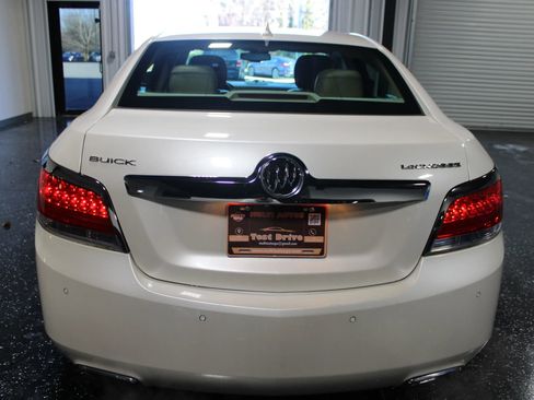 Used 2012 Buick LaCrosse Touring image 3