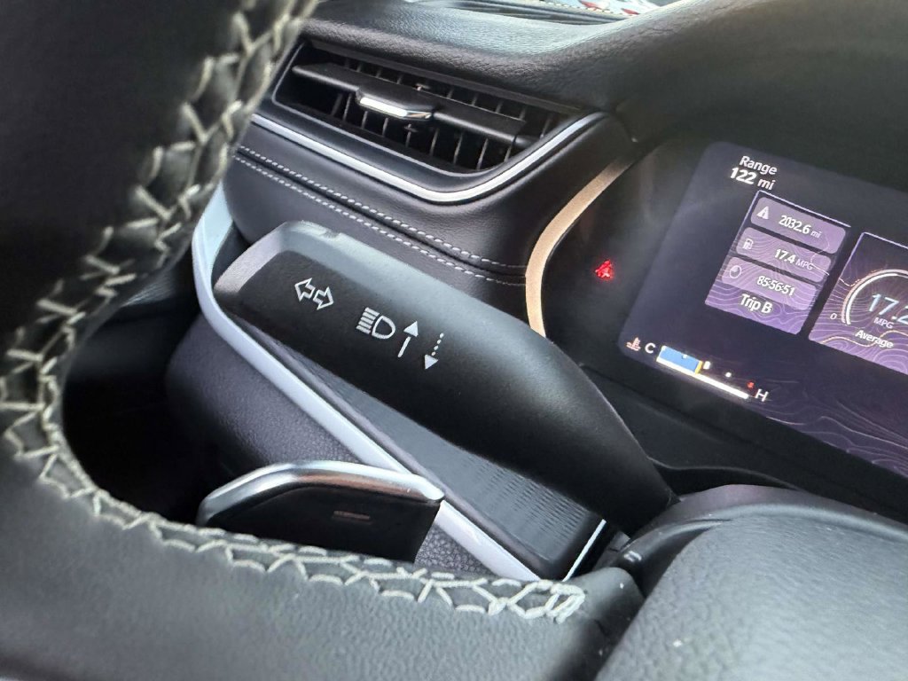 Used 2025 Jeep Grand Cherokee Laredo X AWD/4WD image 33