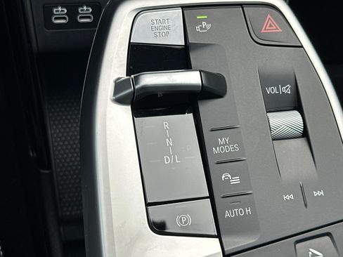 Used 2025 BMW X1 xDrive28i w/ Convenience Package image 29