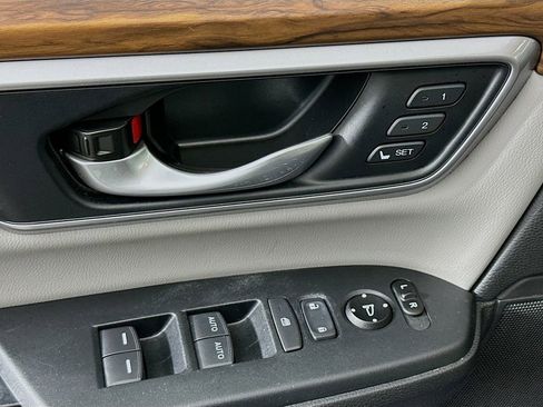 Certified 2020 Honda CR-V Touring image 19