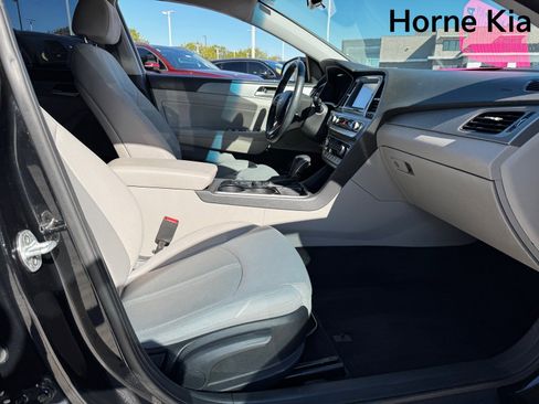 Used 2018 Hyundai Sonata SEL w/ Tech Package 02 image 26