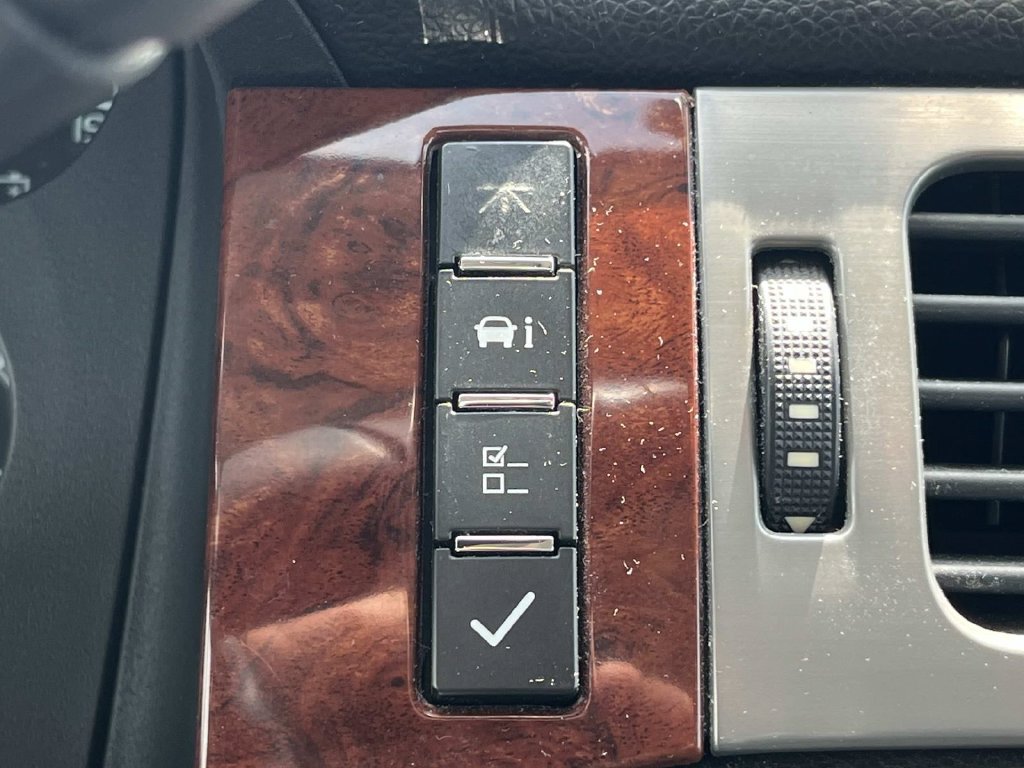 Used 2014 GMC Yukon XL SLT RWD image 36