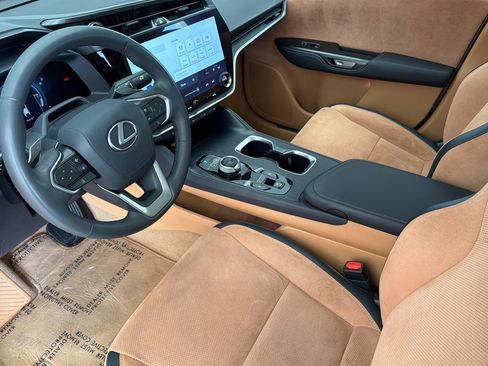Used 2023 Lexus RZ 450e Premium w/ Accessory Package (Z1) AWD/4WD image 9