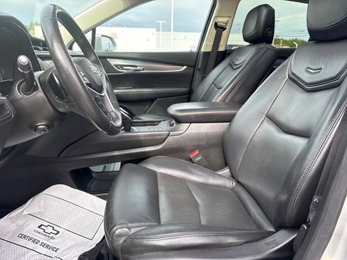 Certified 2018 Cadillac XT5 Premium Luxury image 13