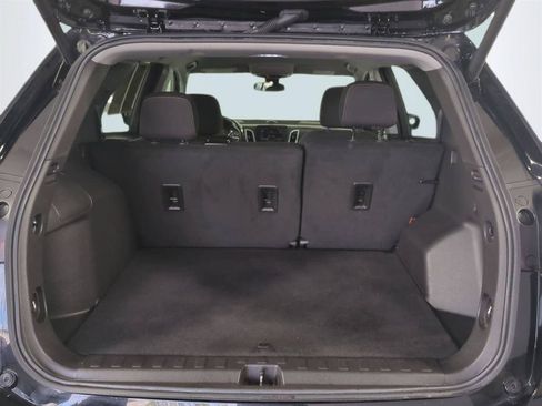 Used 2024 Chevrolet Equinox LT FWD image 14