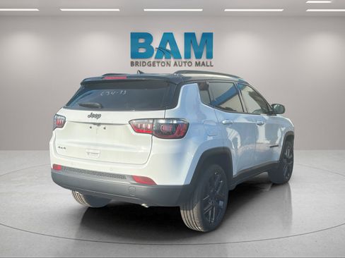 New 2026 Jeep Compass Limited image 7