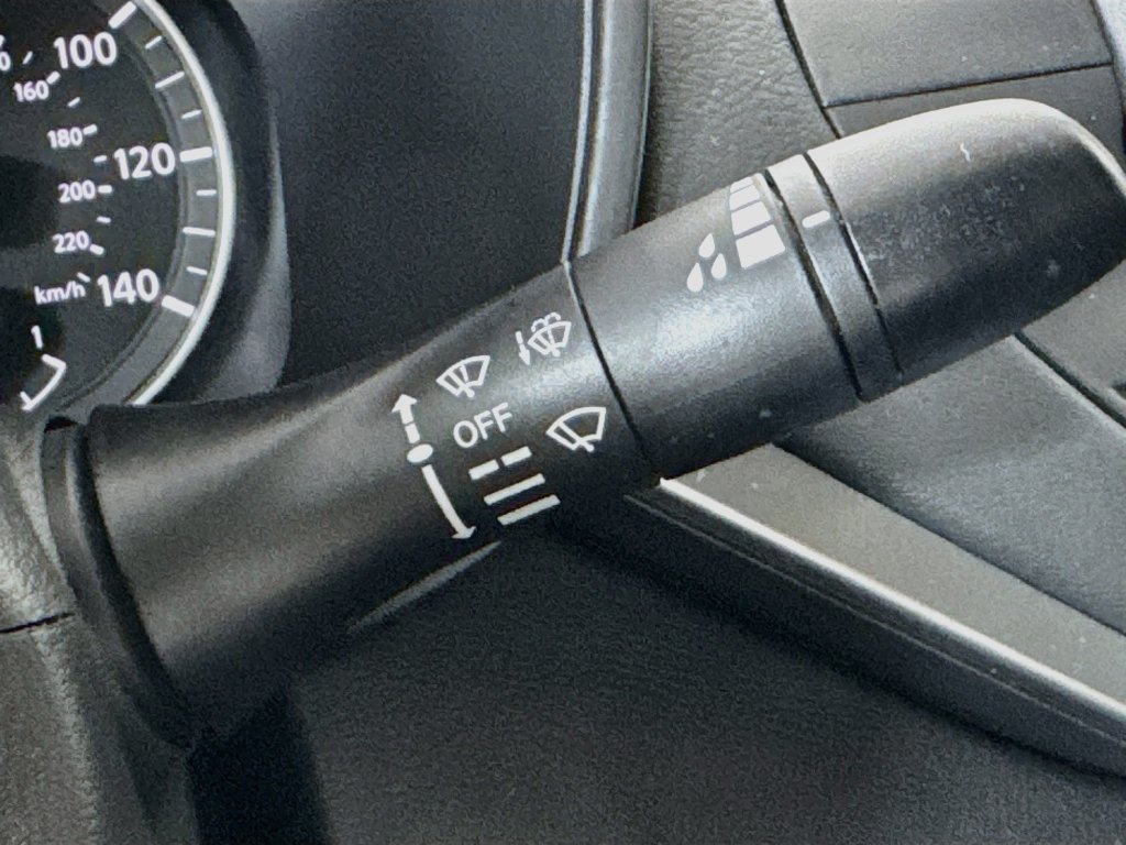 Used 2020 Nissan Altima 2.5 S FWD image 13