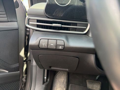 Certified 2023 Hyundai Elantra SEL w/ Convenience Package FWD image 28
