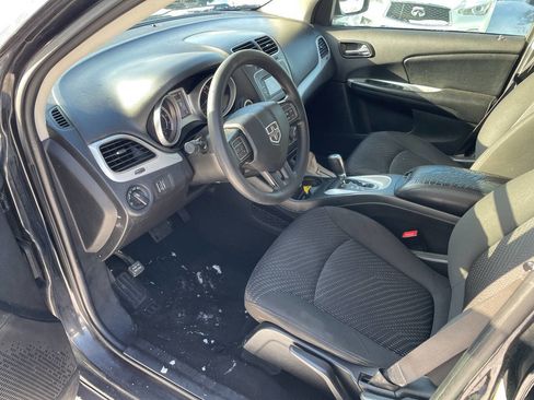 Used 2018 Dodge Journey SE image 10