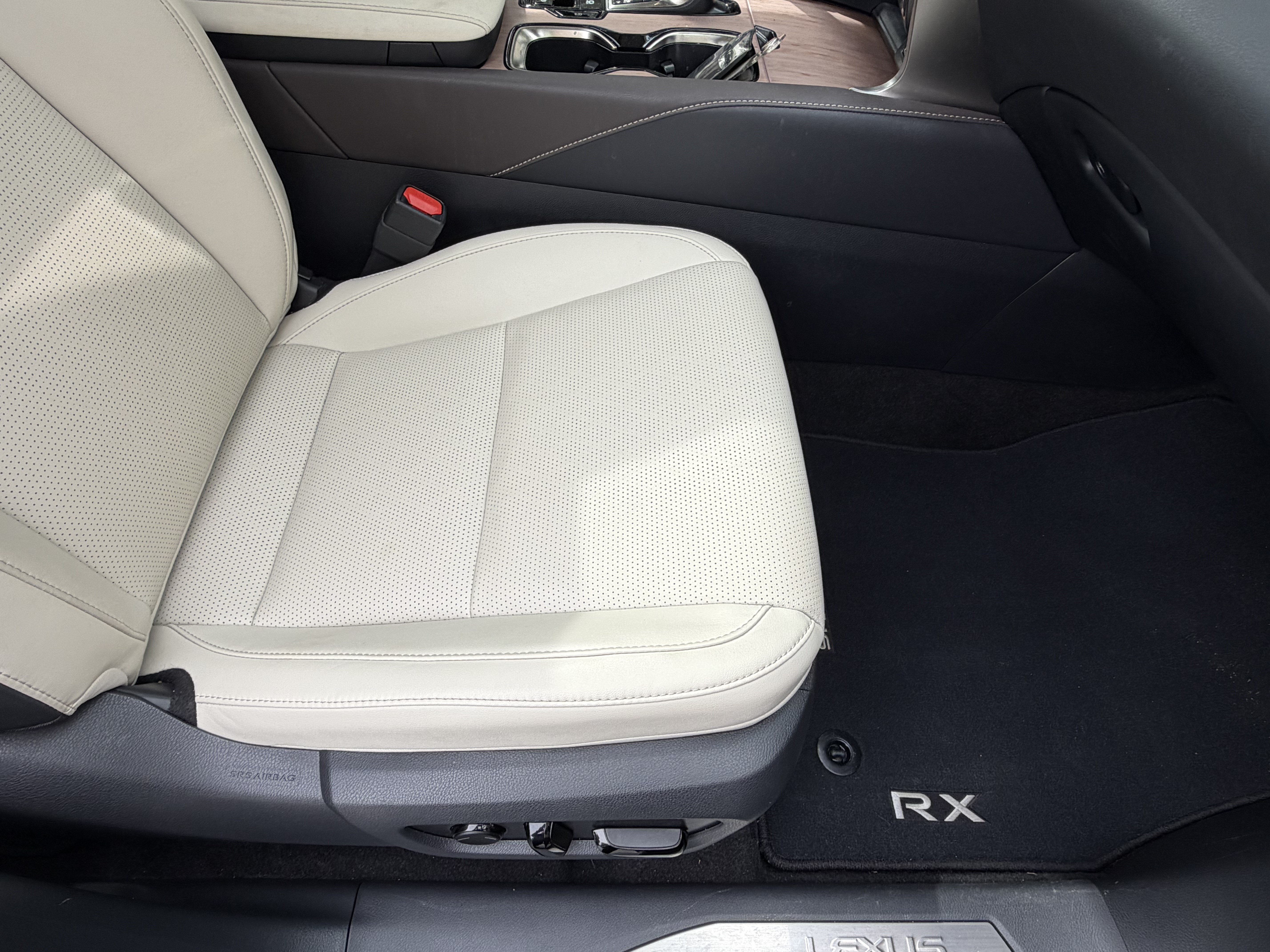 Certified 2025 Lexus RX 350 Premium Plus w/ Accessory Package (Z1) FWD image 40