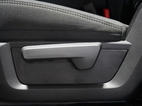 New 2027 RAM 2500 Tradesman AWD/4WD image 18