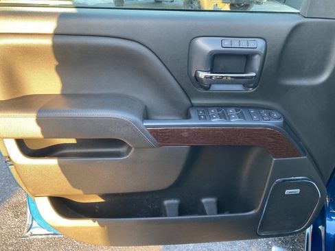 Used 2018 GMC Sierra 1500 SLT image 11