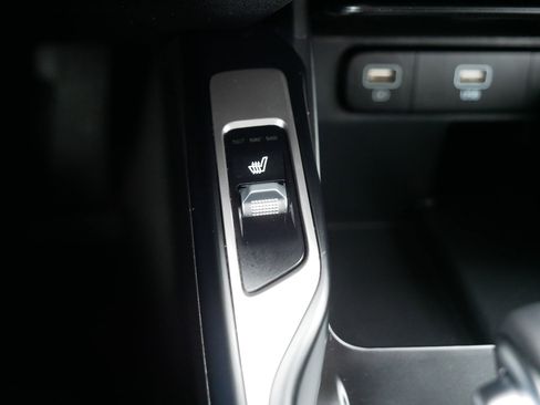 Certified 2022 Kia Sorento S image 28