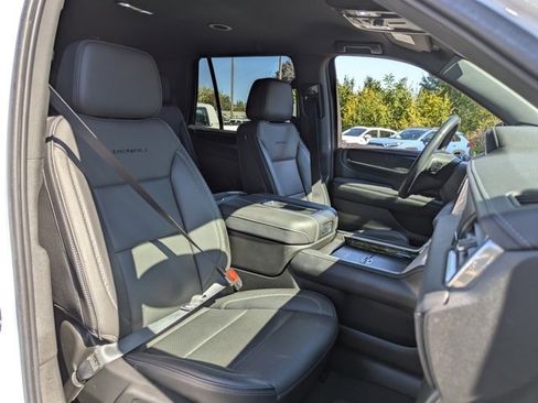 Used 2022 GMC Yukon Denali image 38