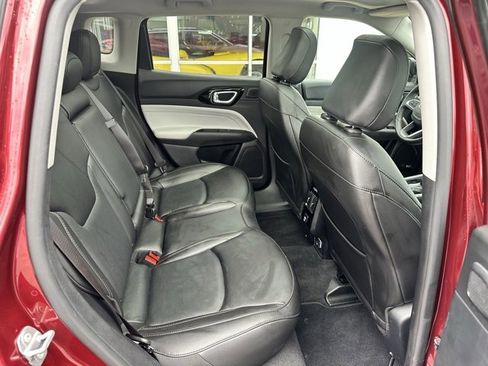 Used 2022 Jeep Compass Limited w/ Sun and Sound Group image 19