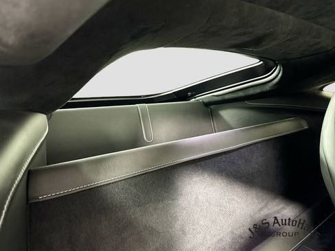 Used 2021 Aston Martin V8 Vantage Coupe RWD image 34