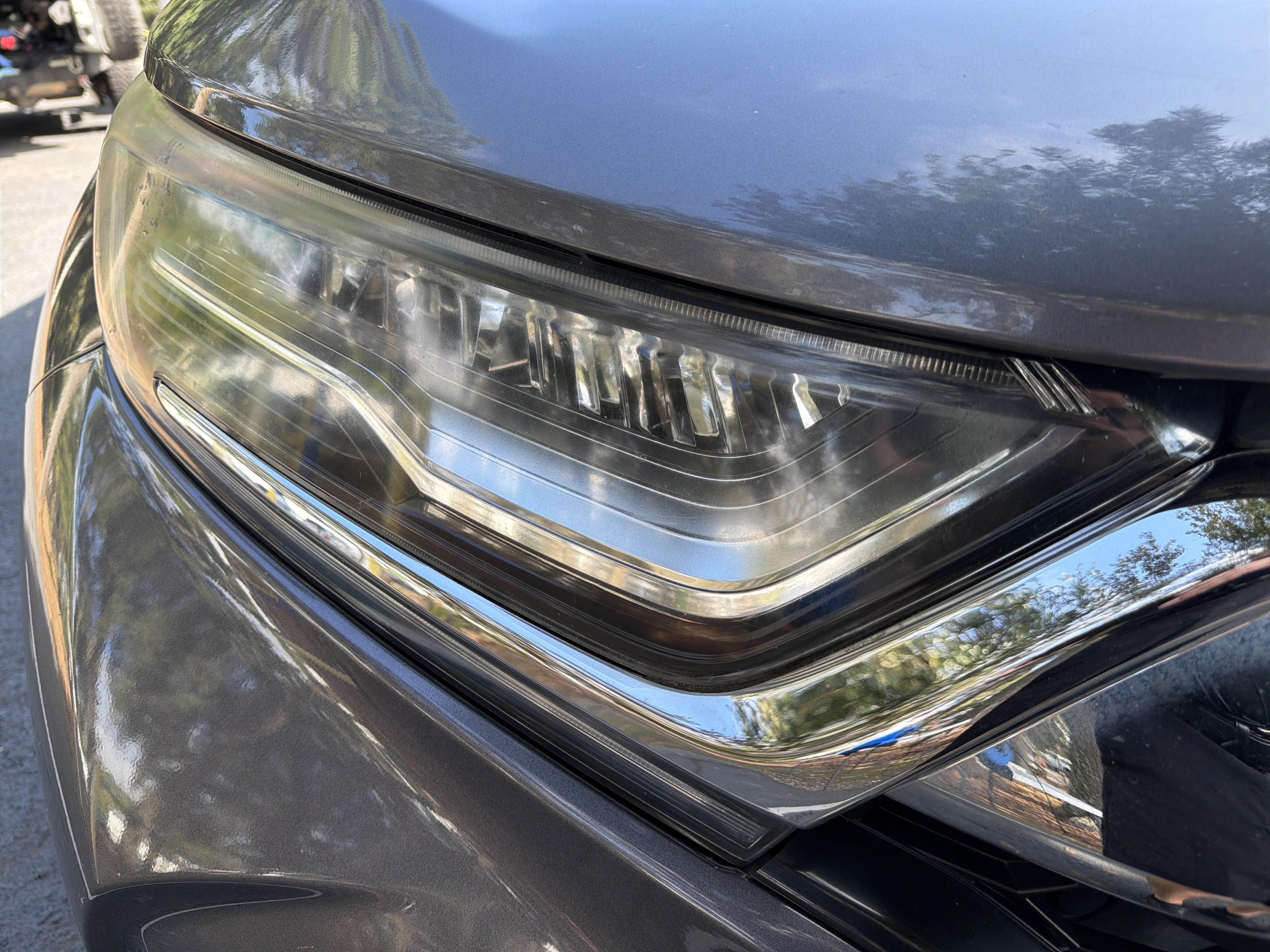 Used 2018 Honda CR-V Touring image 12