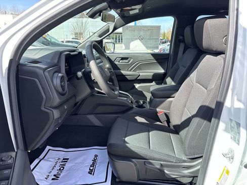 New 2026 Chevrolet Colorado W/T image 20