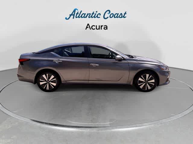 Used 2022 Nissan Altima 2.5 SV FWD image 9