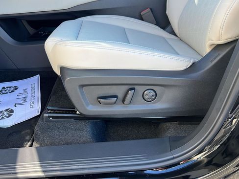 New 2026 Nissan Murano Platinum w/ Cargo Package AWD/4WD image 28