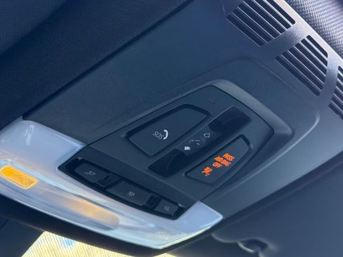 Used 2015 BMW 320i Sedan image 22