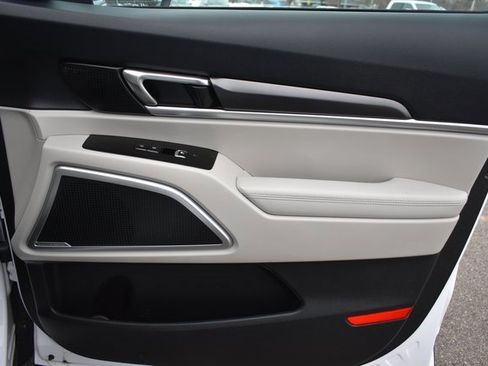 Used 2023 Kia Telluride S w/ S Sunroof Package image 50