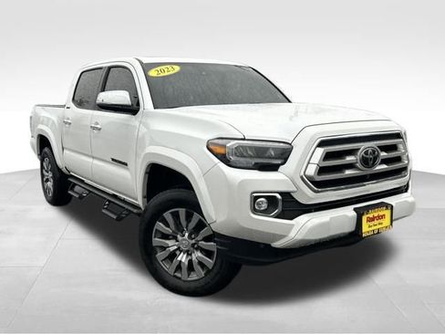 Used 2023 Toyota Tacoma Limited image 1