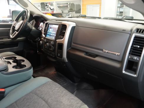 Used 2018 RAM 1500 Big Horn AWD/4WD image 27