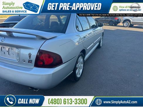 Used 2006 Nissan Sentra SE-R w/ (J01) Sunroof Pkg FWD image 11