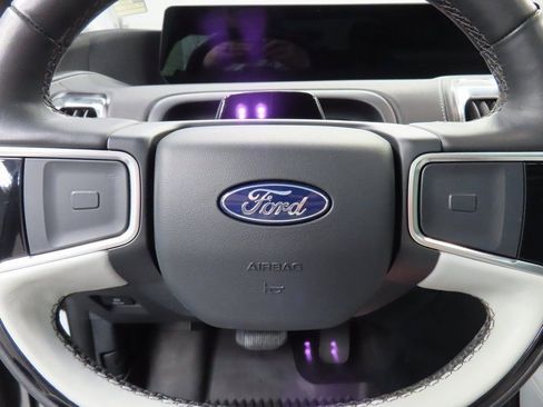 Used 2025 Ford Expedition Platinum w/ Platinum Ultimate Package image 62