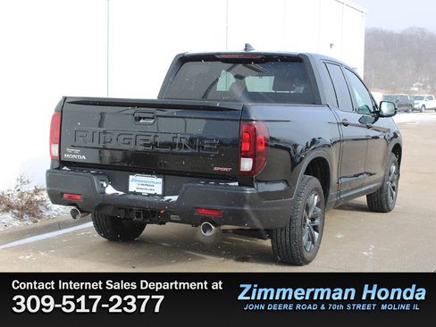 Certified 2024 Honda Ridgeline Sport image 2