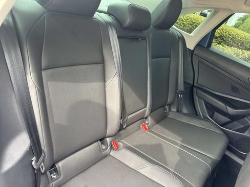 Used 2020 Volkswagen Jetta SE FWD image 13