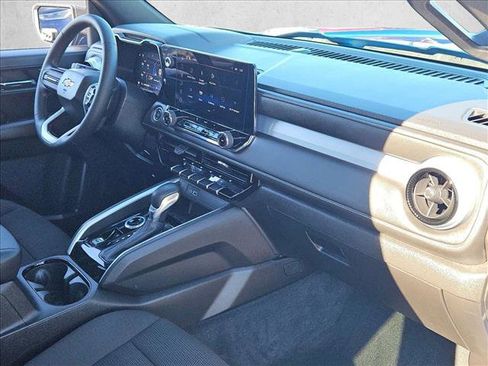 Used 2024 Chevrolet Colorado LT image 22