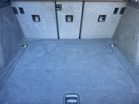 Used 2024 Porsche Macan GTS image 19