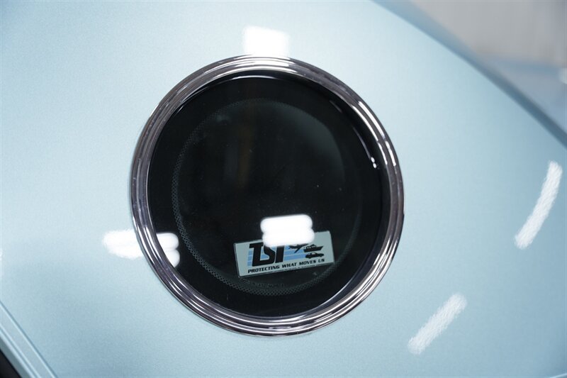 Used 2002 Ford Thunderbird RWD image 9