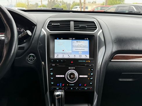Used 2017 Ford Explorer Platinum AWD/4WD image 53