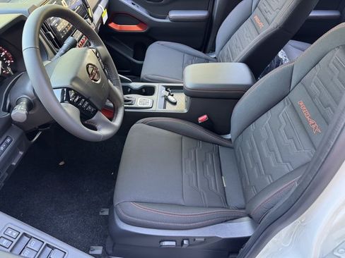 New 2026 Nissan Frontier PRO-4X w/ Tow Package AWD/4WD image 33