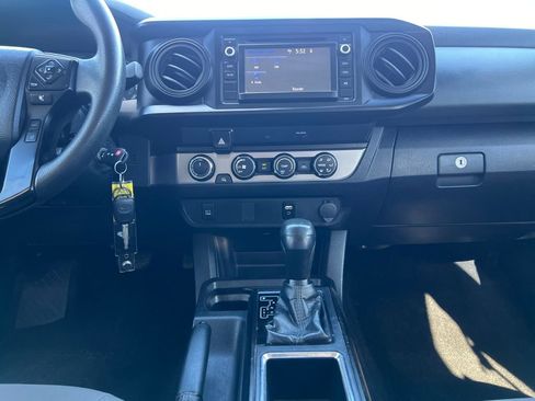 Used 2019 Toyota Tacoma SR image 25