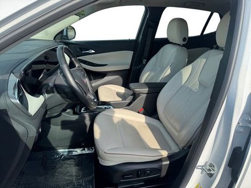 Used 2024 Buick Encore GX Avenir w/ Avenir Technology Package image 10