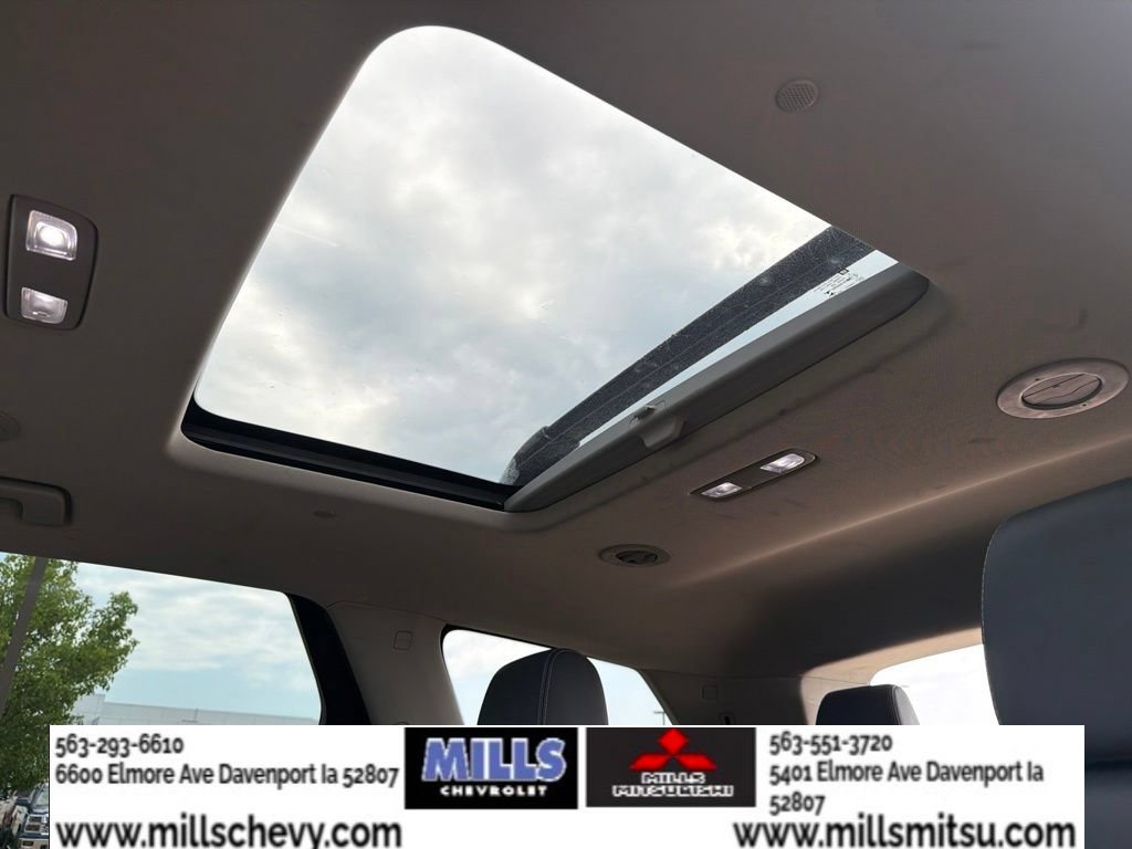 Used 2019 Buick Enclave Essence AWD/4WD image 24