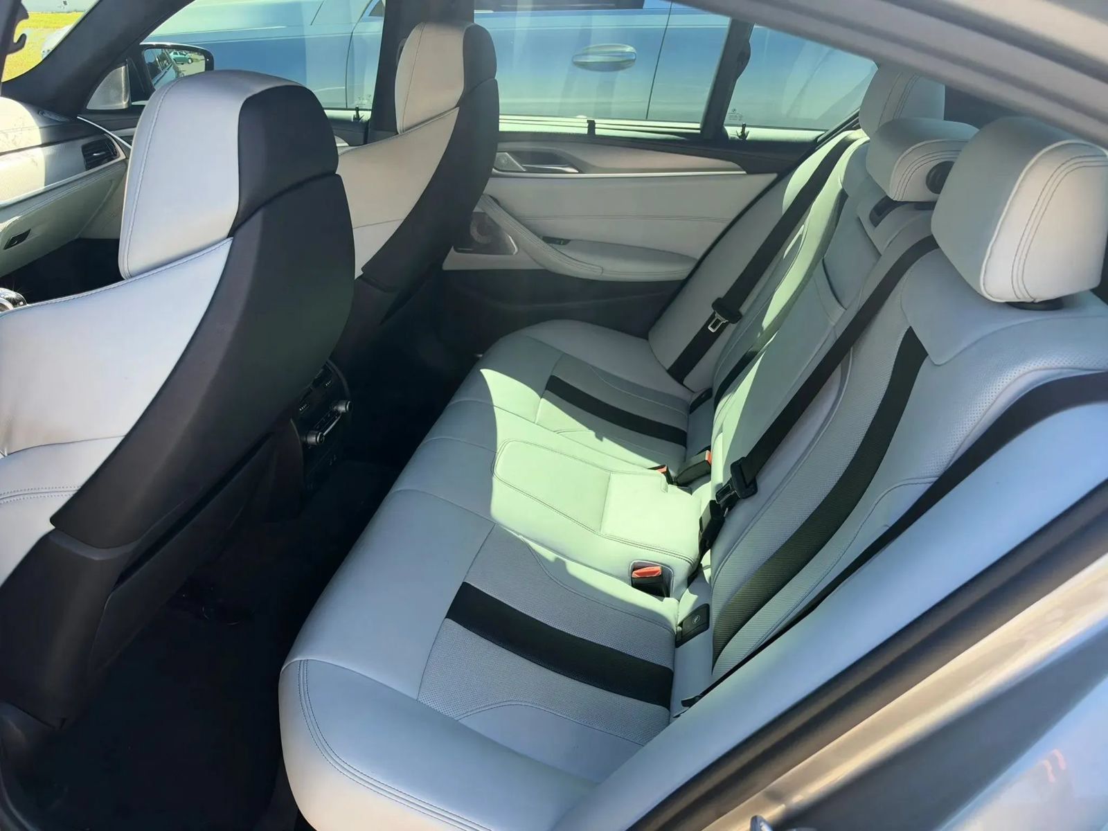 Used 2021 BMW M5 w/ Executive Package AWD/4WD image 7